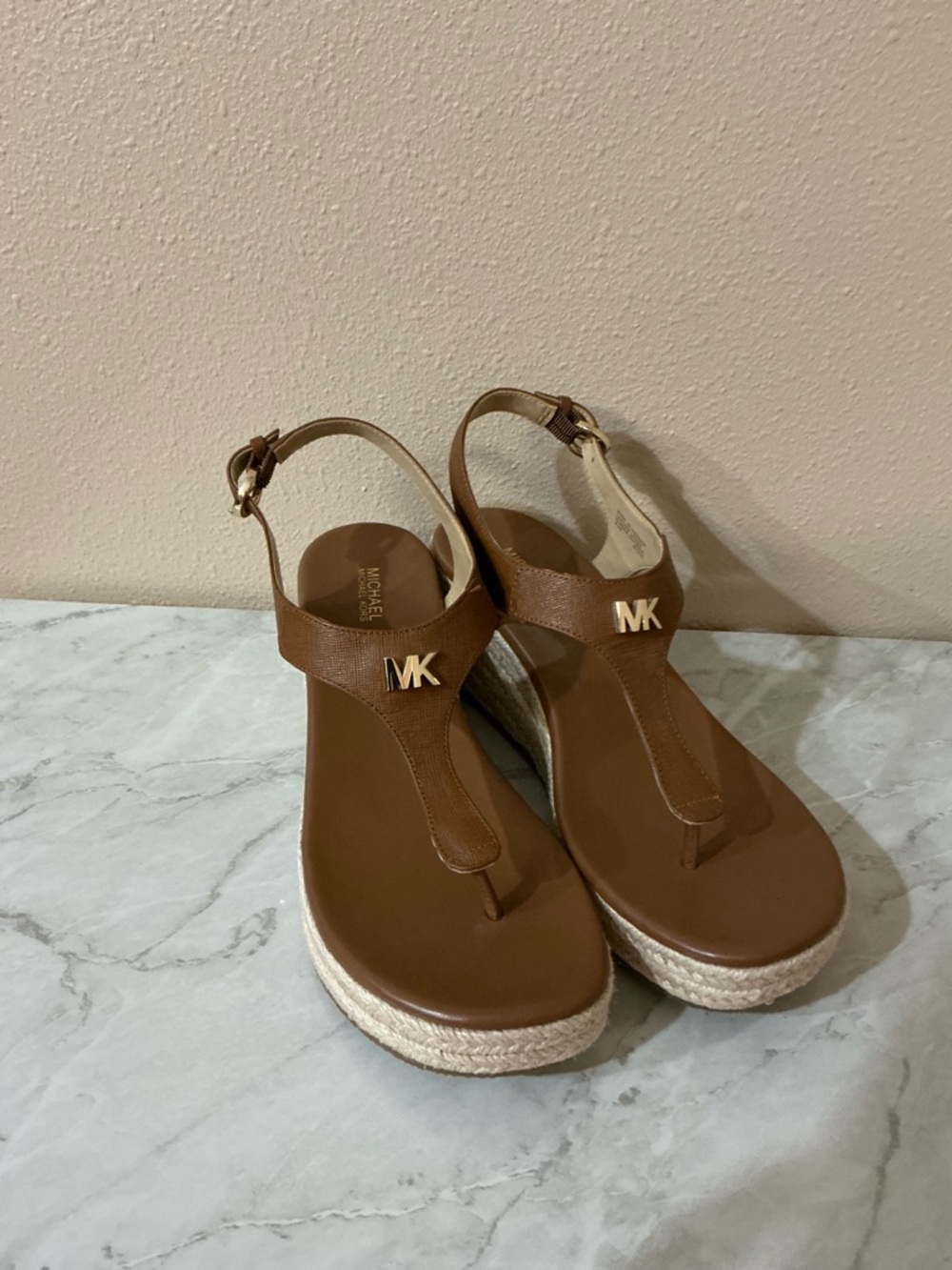 Michael Kors Tan Leather Espadrille Wedge Sandals. NWOTs Size 8.5. Amazing 🤩 - Picture 2 of 6